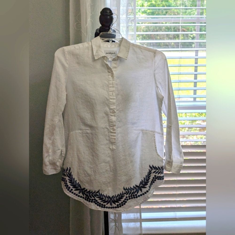 Peck & Peck White Linen Embroidered Tunic Blouse Blue Detail Size Small
